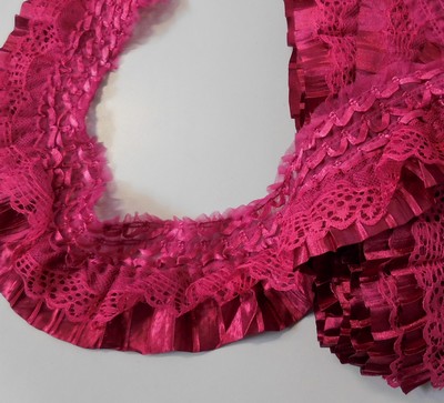 Stretch Lace with Satin 7.2cm (25 yard), Fuchsia